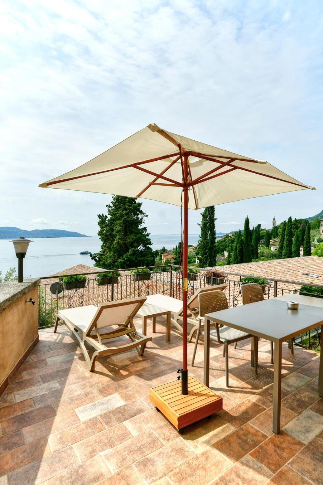 Il Sogno Sul Lago การ์ญาโน ภายนอก รูปภาพ
